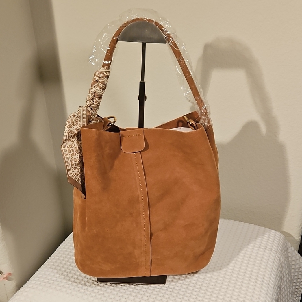 Chic Tan Suede Shoulder Bag